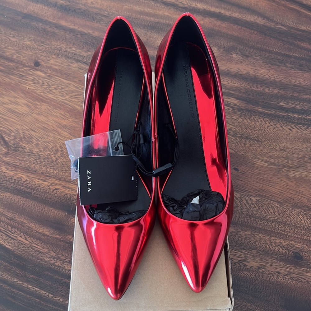 ZARA RED METALLIC COURT MID HEELS SHOES BRAND NEW WITH TAGS AND BOX US 6.5 EUR37 - Picture 2 of 7